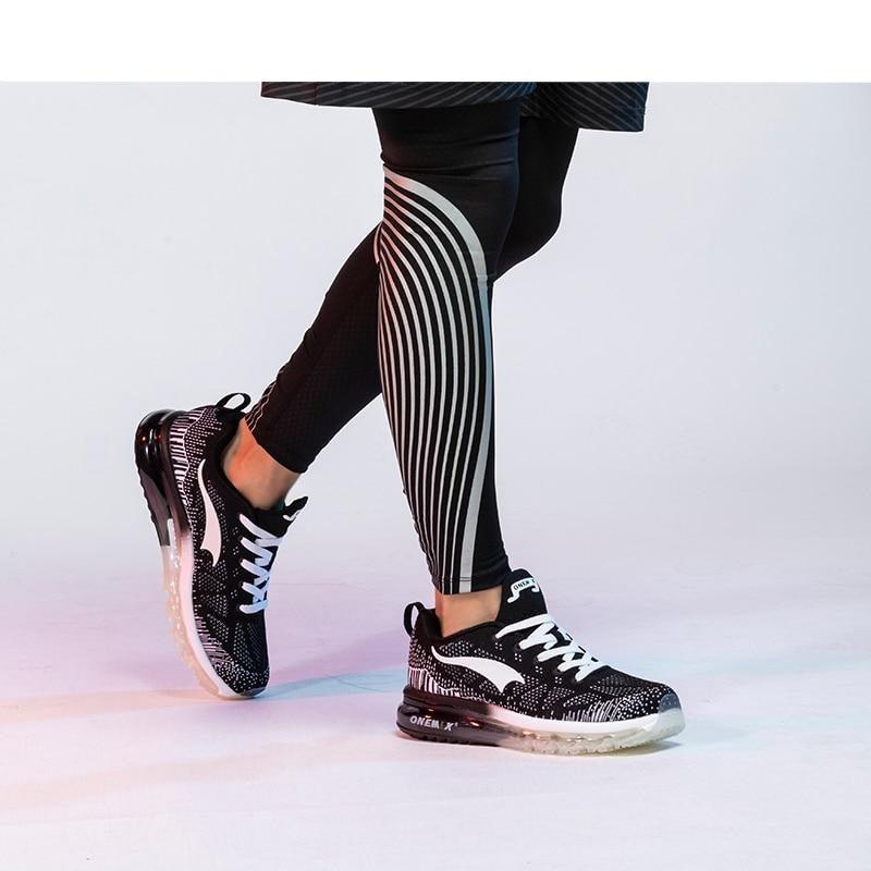 New Red Men's Sport Running Shoes Summer Sneakers Breathable Mesh Outdoor Athletic Non Slip Walking Jogging Tennis Sneakers Air Cushion Jogging Sneakers