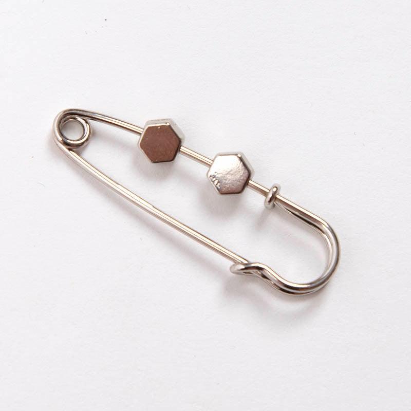 New Simple Trendy Popular Rhinestone Decoration Buckle Lapel Pin Brooches Women Cardigan Coat Sweater Costume Safety Pin Jewelry Brooches and Pins for Women in Multiple Styles Beautiful Safety Pins for Clothing