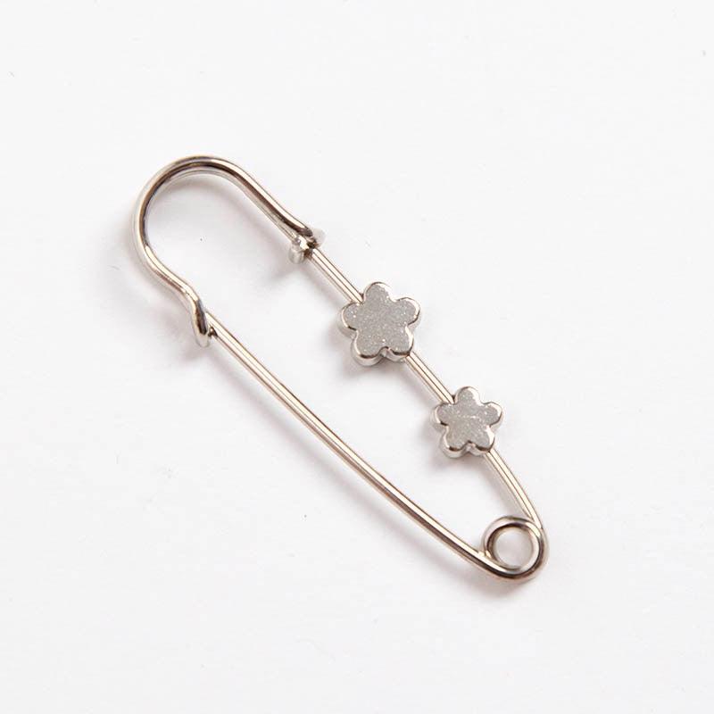 New Simple Trendy Popular Rhinestone Decoration Buckle Lapel Pin Brooches Women Cardigan Coat Sweater Costume Safety Pin Jewelry Brooches and Pins for Women in Multiple Styles Beautiful Safety Pins for Clothing