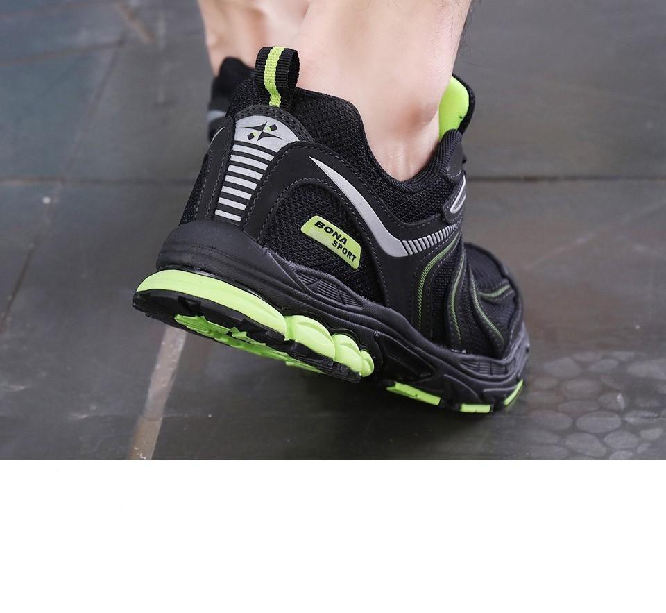 New Sport Style Mens Running Shoes Lace Up Breathable Comfortable Sneakers Outdoor Walking Footwear Men Running Shoes Men Tennis Walking Footwear Trendy Fitness Casual Sneakers