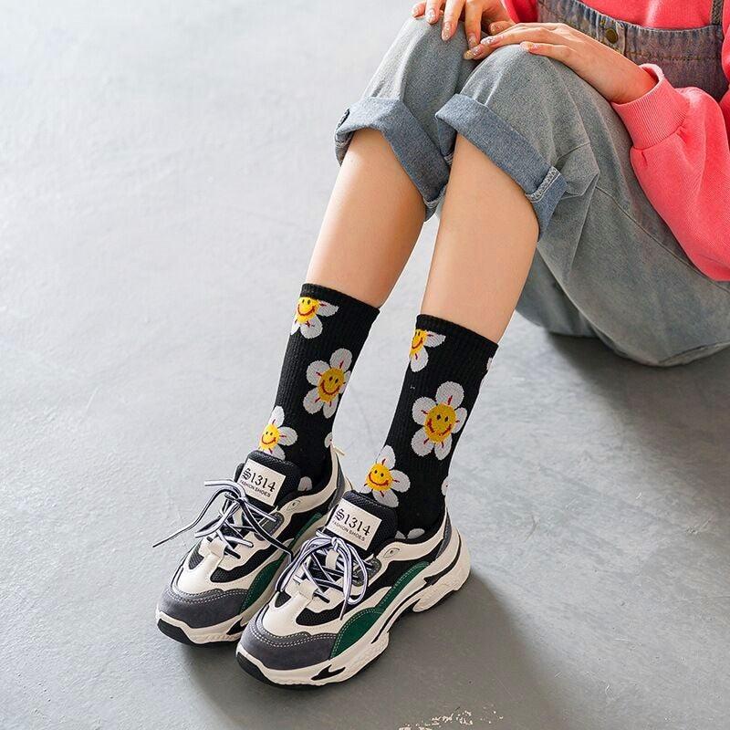 New Style Cartoon Flower Women Socks Kawaii Socks Breathable Spring Autumn Casual Socks Beautiful Girls Socks For Women