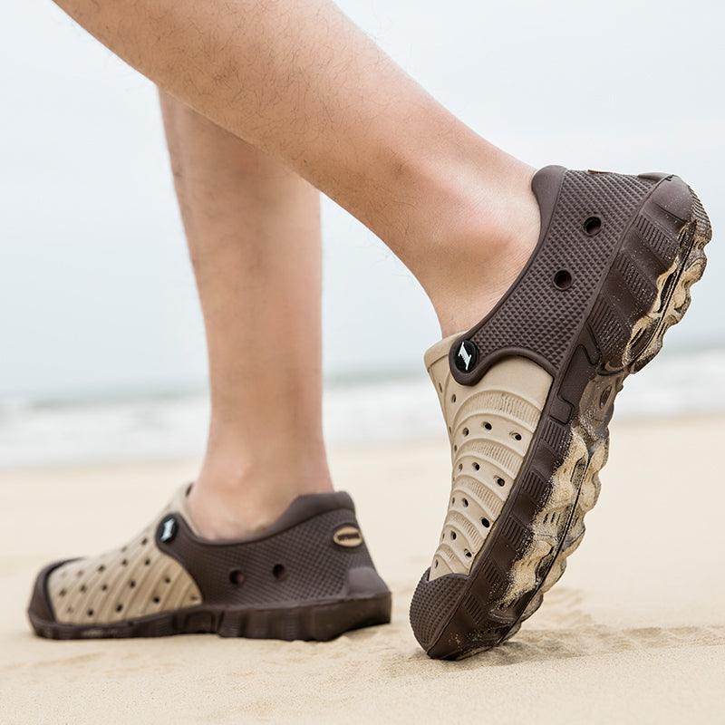 Outdoor Men Sandals Summer Hole Shoes Rubber Clogs Men Garden Shoes Black Beach Sandals Slippers Breathable Lightweight Sandals Unisex Beach Quick Drying Sandals Couple Outdoor Slippers