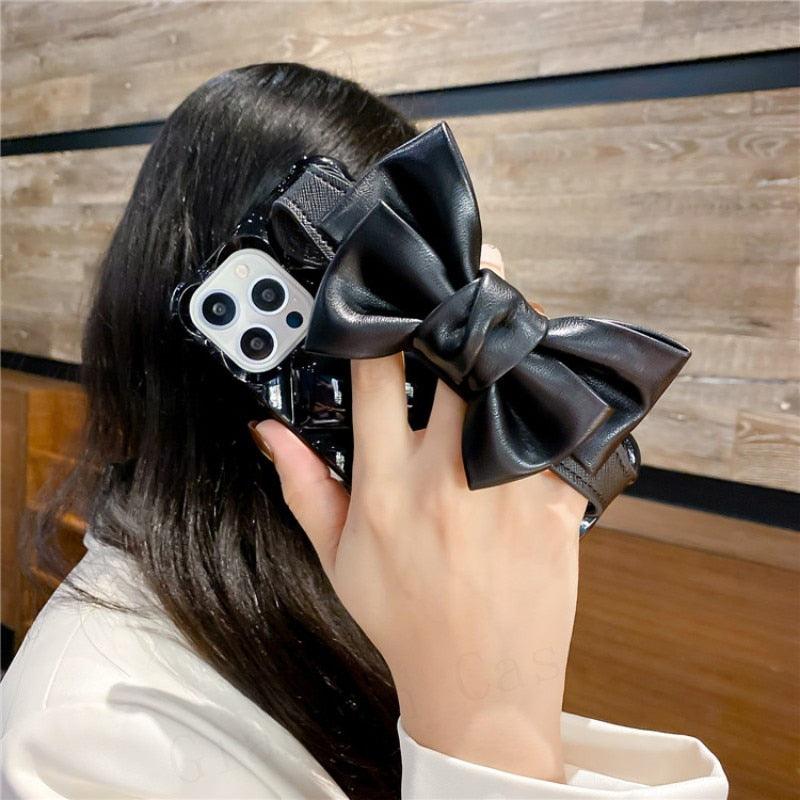 Oversized Beautiful Cute Bowknot Ribbon Cute Unique Pattern Case Soft Lightweight Leather Wrist Holder Stand Soft Phone Case For iPhone 14 13 7 8 Plus X XS XR MAX 11 Pro Phone Case