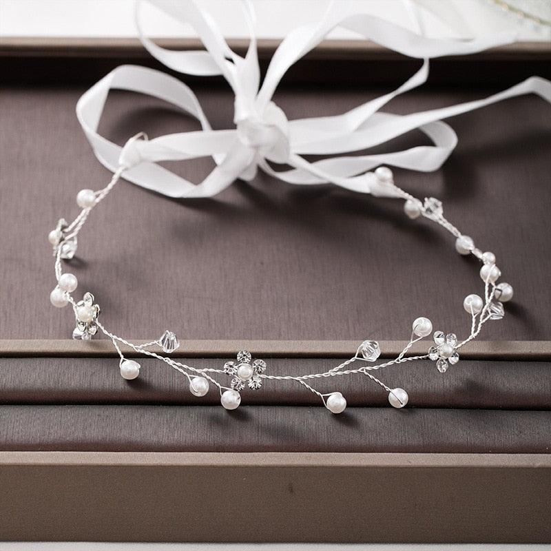 Pearl Flower Wreath Headband Girls Bridal Elegant Crowns Hair Headdress Bride Head Hoop Wedding Headbands Hair Jewelry Handmade Tiara Bridal Hair Bands Wedding Hair Accessories Gift Headpieces Hair Styling Accessories