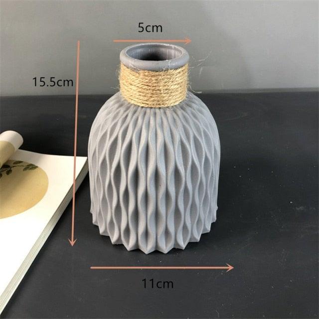 Plastic Vases Anti-ceramic Unbreakable Basket Imitation Rattan Flower Vase For Home Décor Desktop Decoration Living Room Office or Bookshelf