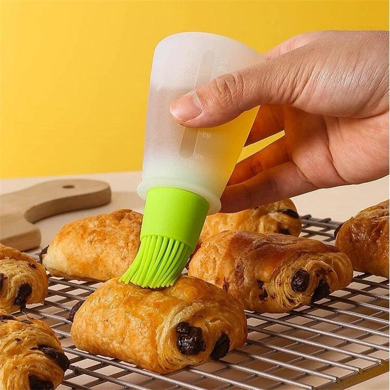 Portable Silicone Oil Bottle with Brush Oil Dispenser Liquid Oil Pastry Kitchen Baking BBQ Tool Kitchen Tools BBQ Baking Gadgets Silicon Oil Bottle Brush  Baking or Grilling Frying BBQ