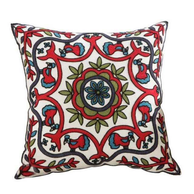 Retro Top Quality 100% Cotton Embroidery Flower Pattern Pillow Cover Home Decoration Sofa Cushion Cover Housewarming Gift Pillow Case Decorative Embroidered Pillow Cover Handmade Cotton Cover For Throw Pillows Beautiful Modern Floral Patterns 45x45cm