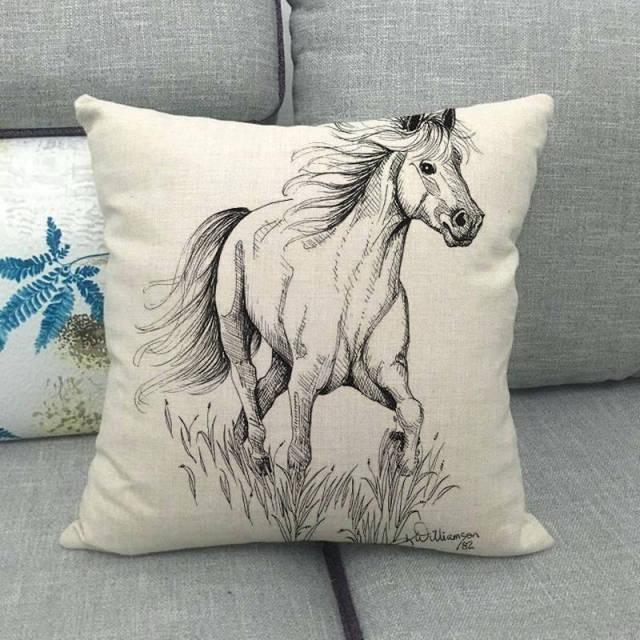 New Animal Pattern Pillow Cover Simple Wind Pillow Set Art Home Decorative Throw Pillow Cover Horse Cotton Linen Cushion for Couch Sofa Bedroom Livingroom Kitchen Car Restoring Ancient Ways Horse Head Decorative Cushion Covers 45x45CM