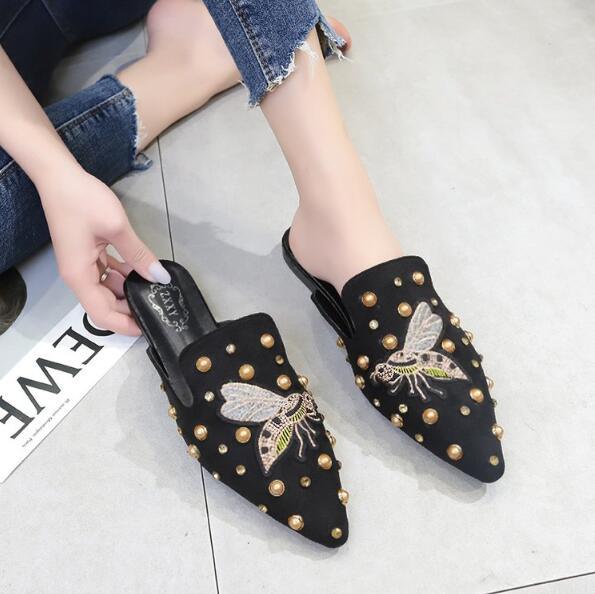 Luxury Women Mules Ladies Summer Slippers Women Shoes New Low Heels Flat Casual Shoes Woman Flip Flops Mules For Women Slip On Flats Loafers Pointed Toe Womens Mules