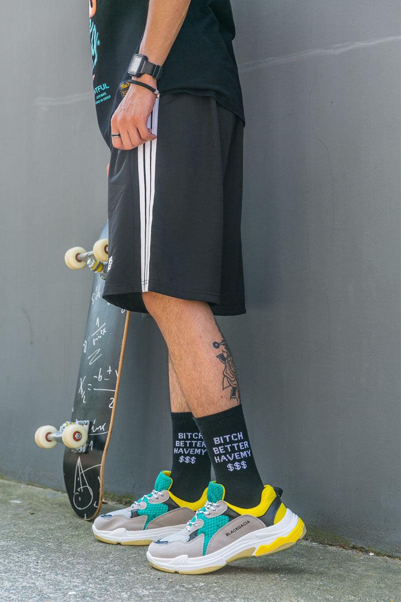 Fashion Letter Socks Unisex Hip-hop Street Sports Crew Black White Hipster Popular Skateboard Cotton Socks Running Cycling Cute Socks Unisex Socks For Men And Women