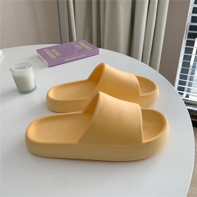 New Stylish Sandals Slip-Proof Thick-Soled Indoor Outdoor Slippers Men Flip Flops House Sleepers House Shoes Non-Slip Bath Shower Shoes Platform Slides Quick Dry Slippers