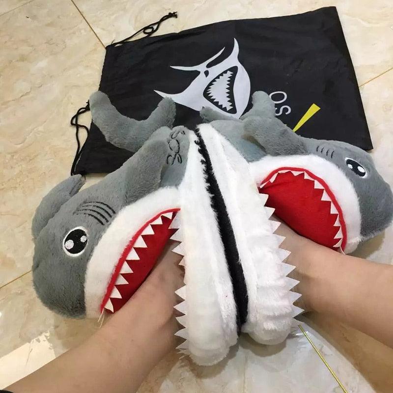 Shark Funny Shoes Girls  Indoor Slippers Home Shoes Fashion Plush Warm Slippers Women Winter Cute Shark Cozy Women Slippers With Funny Face Memory Foam Non-Slip Rubber Sole Soft Slip On Home Shoes