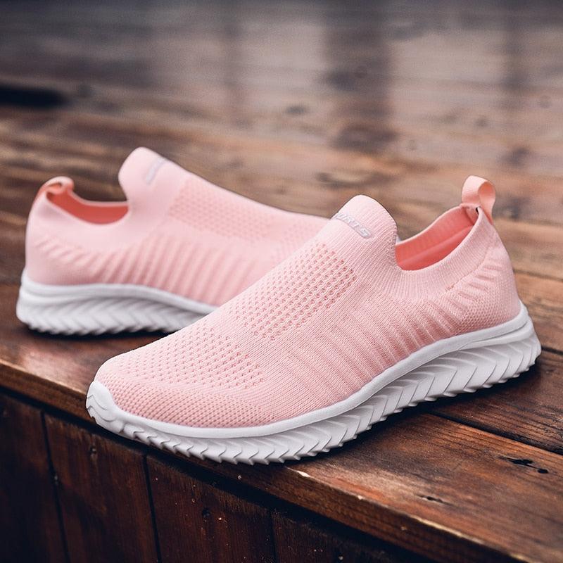 New Men Sneakers Light Fashion Casual Shoes Slip-On Comfortable Women Pink Couple Shoes Outdoor Walking Footwear Non-Slip Running Climbing Shoes Sneakers