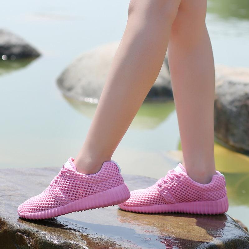 Womens Fashion Casual Sneakers Lightweight Comfortable Breathable Lace-up Mesh Couples Shoes Lightweight Casual Walking Shoes Breathable Mesh Fashion Sneakers