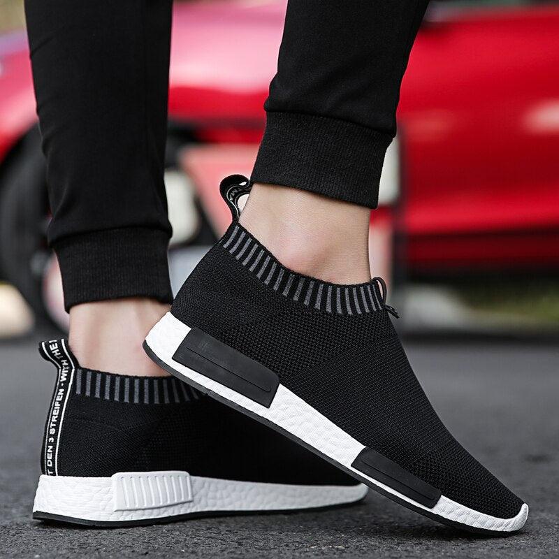 Men's Breathable Running Shoes Casual Fashion Outdoor White Espadrilles Sports Shoes Light Socks Lightweight Breathable Walking Running Shoes Mesh Workout Casual Sports Men's Jogging Sneakers