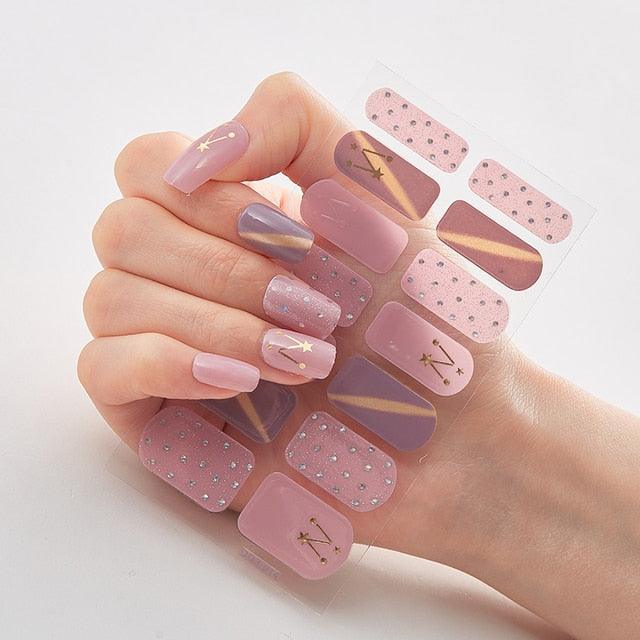 New Year Patterned Nail Decor Nail Polish Nail Art Stickers Full Beauty Sticker for Nails Nail Accessorie Christmas Nail Sticker 3D Nail Art Stickers Decal Slider Template Diy Nail Tool Decorations Nail Art Design Self Adhesive Luxury Designer Nail Sticke