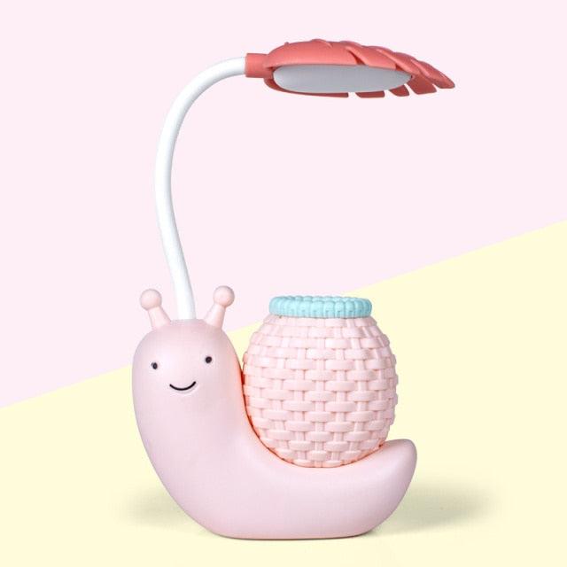 Snail Led Table Lamp Cute Pen Holder Desk Light Reading Study Children Bedroom College Dorm Eye Protection Adjustable Organizer Cute Study Lamps for Bedroom Décor