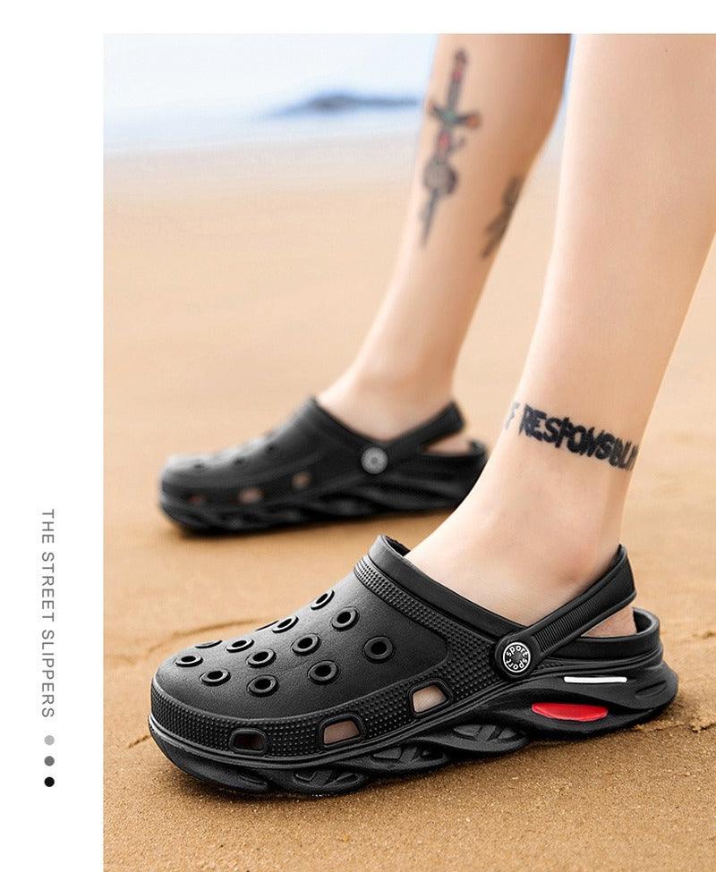 New Style Outdoor Sandals Soft Sole Beach Shoes Mens And Womens The Same Style Suitable For Summer Platform Slippers Men Sports Sandals Men Outdoor Indoor Slippers Lightweight Sandals Garden Clogs