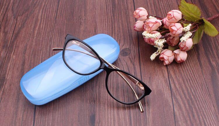 PVC Glasses Case Women Men Plastic Sunglasses Glasses Box Hard Eyeglasses Case Reading Glasses Case Hard Shell Eyeglass Case Slim Glasses Case Small Sunglasses Carry Case For Adult And Kids