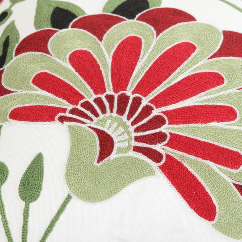 Retro Top Quality 100% Cotton Embroidery Flower Pattern Pillow Cover Home Decoration Sofa Cushion Cover Housewarming Gift Pillow Case Decorative Embroidered Pillow Cover Handmade Cotton Cover For Throw Pillows Beautiful Modern Floral Patterns 45x45cm