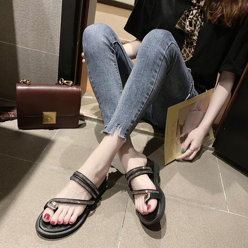 Rhinestones Women Sandals Flip Flops Summer Leather Crystal Slippers Sandals For Women Casual Summer Flat Rhinestone Crystal Sandal Slippers Comfy Beach Shoes Flip Flops