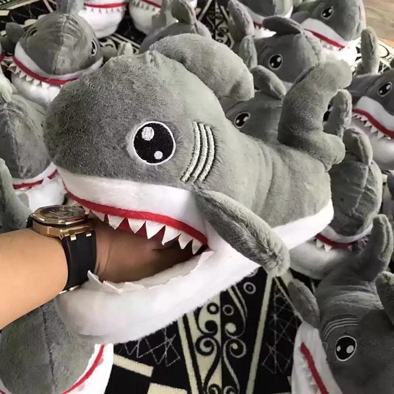 Shark Funny Shoes Girls  Indoor Slippers Home Shoes Fashion Plush Warm Slippers Women Winter Cute Shark Cozy Women Slippers With Funny Face Memory Foam Non-Slip Rubber Sole Soft Slip On Home Shoes