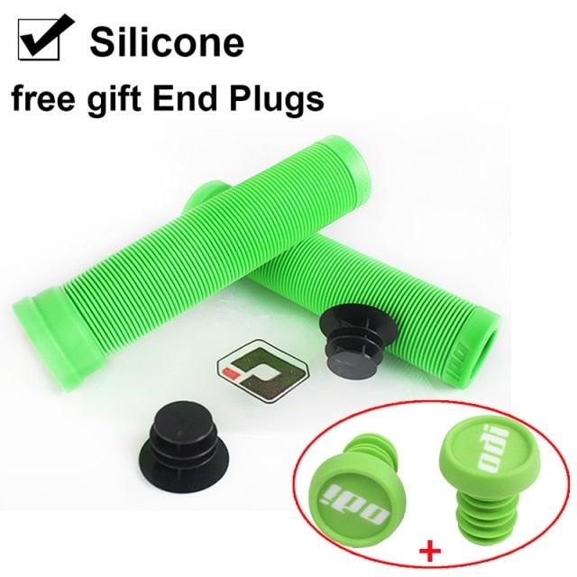 Silicone Bicycle Grips Road Bike Handlebar Grip With Rubber Handle Bar End Plug Bicycle Silicone Foam Grips Memory Foam Technology And Ergonomic Design Anti-Slip Shockproof And Weather Resistant Bicycle Handles