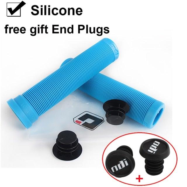 Silicone Bicycle Grips Road Bike Handlebar Grip With Rubber Handle Bar End Plug Bicycle Silicone Foam Grips Memory Foam Technology And Ergonomic Design Anti-Slip Shockproof And Weather Resistant Bicycle Handles