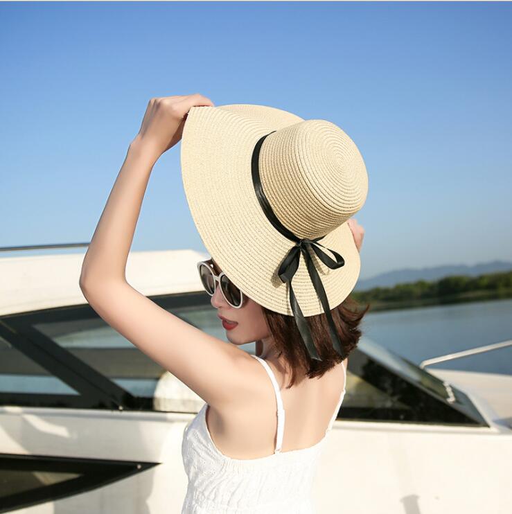 Simple Foldable Wide Floppy Girls Straw Hat Sun Hat Classic New Trendy Big Beach Summer Hats Retro Design Breathable Summer Hat UV Protection Beach Women Travel Cap Portable Female Cap