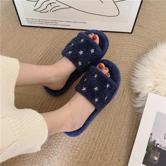 Soft Fur Home Slippers Warm Fluffy Plush Slippers Winter Cotton Slippers Fashionable Plush Shoes Fur Slippers Flip Flop Open Toe Cozy House Slippers