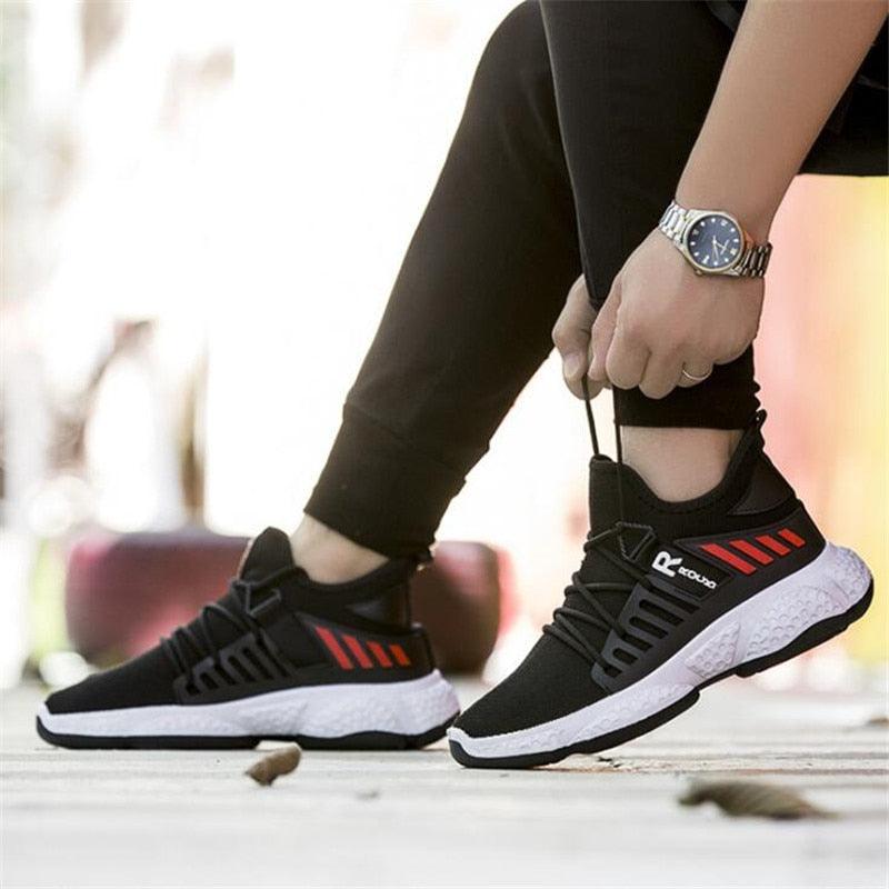 Spring New Men Sneakers White Fashion Flat Casual Mesh Breathable Walking Sneakers Lightweight Running Trainers Mesh Comfortable Sport Fashion Lace Up Mens Sneakers