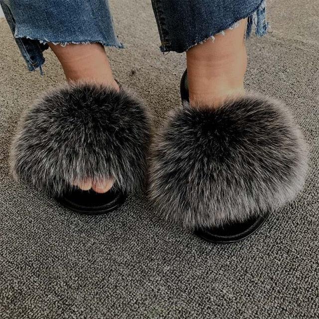 Summer Women Fox Fur Slippers Indoor Slides Fashion Flip Flops Casual Sandals Furry Fluffy Plush Slides Lightweight House Slippers Fluffy Sandals Outdoor Indoor Women Shoes