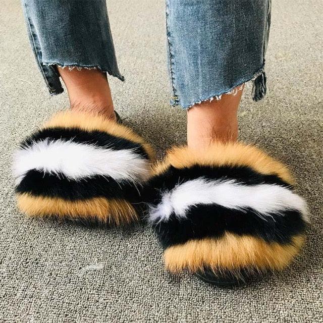 Summer Women Fox Fur Slippers Indoor Slides Fashion Flip Flops Casual Sandals Furry Fluffy Plush Slides Lightweight House Slippers Fluffy Sandals Outdoor Indoor Women Shoes