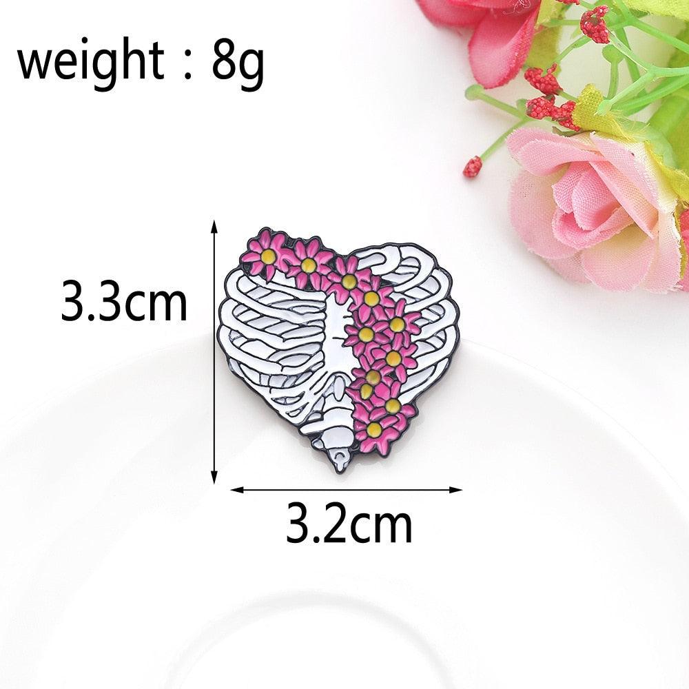 Unique Unisex Heart Shaped Brooch Pin Modern Brooch Pin Luxury Nurse Backpack Cute Brooches Charming Elegant Unisex Jewelry For Your Friends