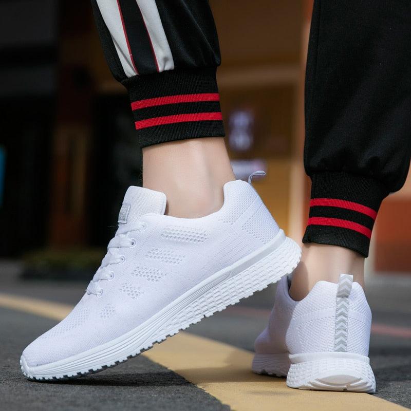 Unisex White Sneakers Mesh Sports Trainers Running Summer Mens Flat Casual Sport Shoes Casual Sports Tennis Road Sneakers Comfortable Modern Design