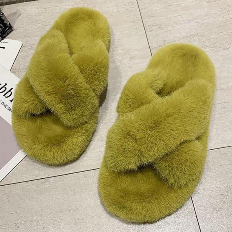 Warm Fluffy Fur Slippers Shoes Women Flip Flop Flat Furry Slides Outdoor Sandals Woman Open Toe Slippers Plush Cross Band Fleece Comfy Memory Foam House Indoor Winter Shoes