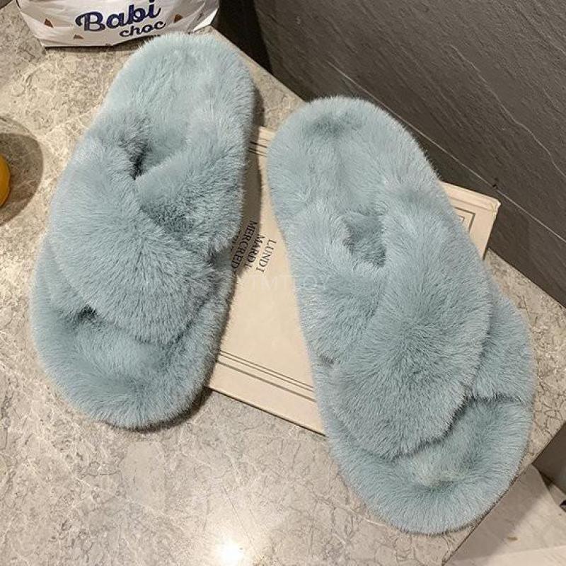 Warm Fluffy Fur Slippers Shoes Women Flip Flop Flat Furry Slides Outdoor Sandals Woman Open Toe Slippers Plush Cross Band Fleece Comfy Memory Foam House Indoor Winter Shoes