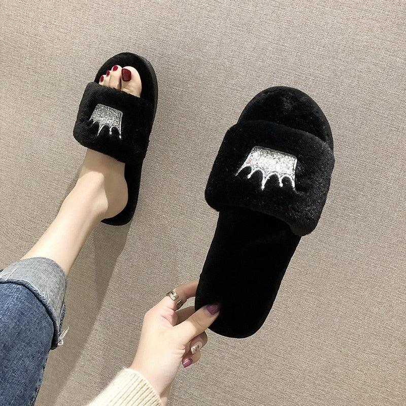 Warm Fluffy Slippers Women Faux Fur Slipper Indoor Floor Slides Flat Soft Furry House Shoes Heart Shape Flip Flops Faux Fur Memory Foam Cozy Flat Spa Slide Slippers Comfy Open Toe Design