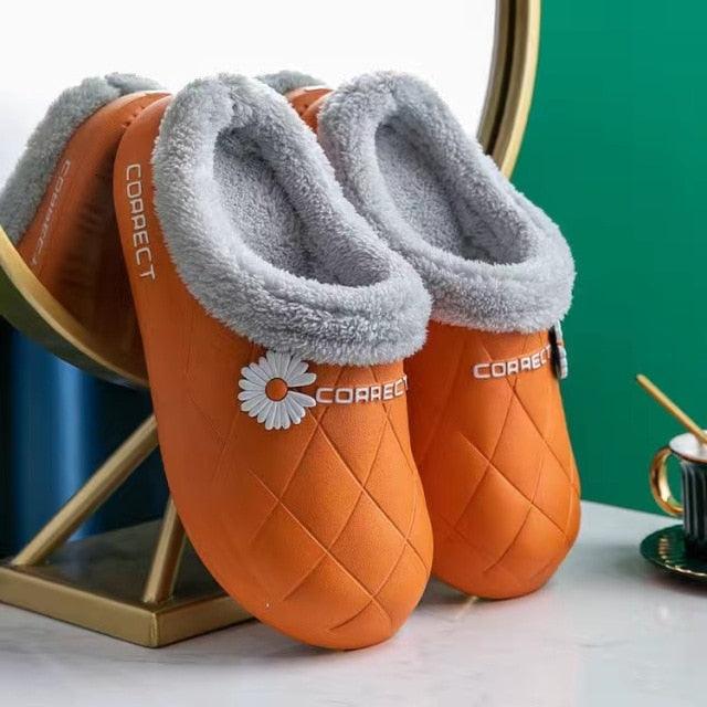 Waterproof Slippers Winter Women House Slippers Leather Warm Fur Slippers Unisex Home Slippers Indoor Floor Shoes Plush Fleece Lined House Shoes Anti-Skid Women Slippers