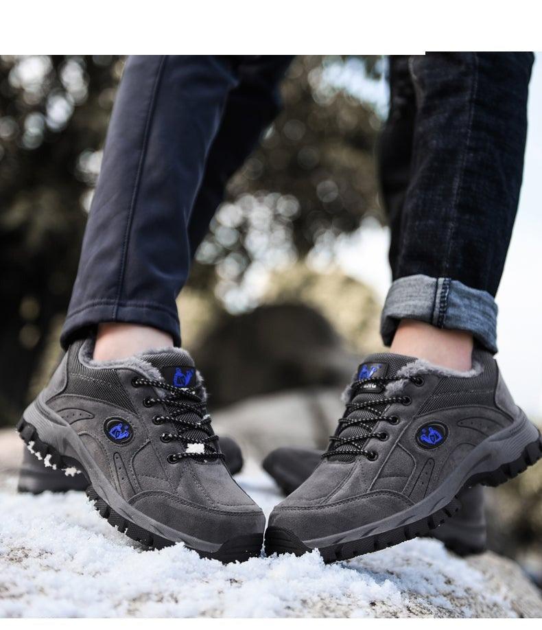 Winter Couple Outdoor Hiking Shoes Winter Warm Men's Shoe Lightweight Non-Slip Sneakers Low Top Walking Shoes For Outdoor Trailing Walking Climbing Running Shoes For Cold Weather