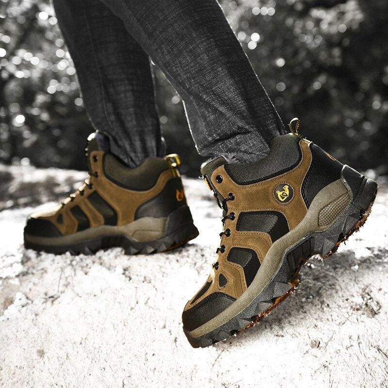 Winter Leather Mens Boots Fur Super Warm Snow Boots Men Winter Work Casual Shoes High Top Rubber Boots Winter Warm Outdoor Walking Lace Up Anti-Slip Breathable Ankle Booties