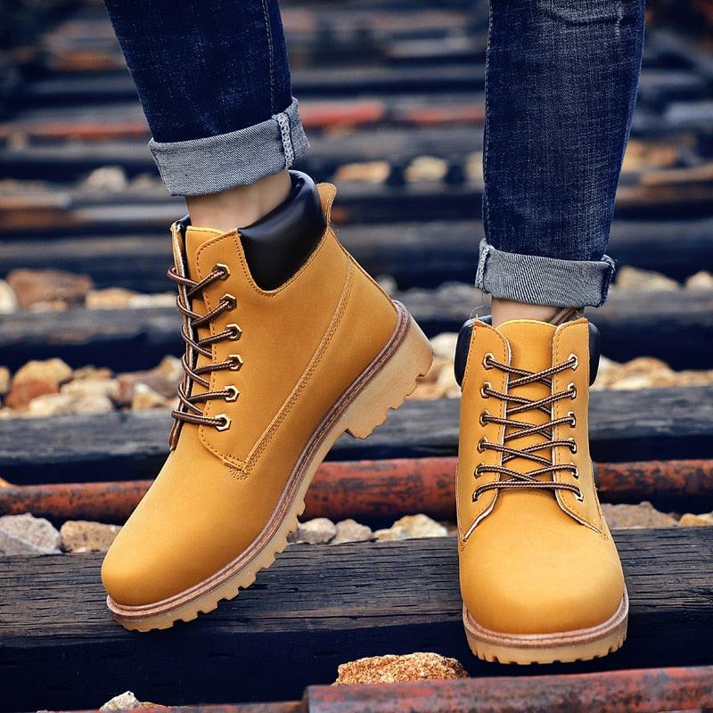 Winter Luxury Shoes Mens Flat Heel Boots Fashion Warm Ankle Boots Outdoor Warm Non Slip Fur Lined Ankle Boots Leather Winter Walking Shoes For Mens