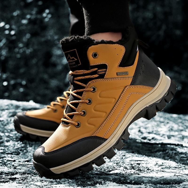 Winter Mens Boots Plush Warm Snow Boots Waterproof Outdoor Short Boots Leather Ankle Hiking Boots Mens Waterproof Outdoor Snow Boots Winter Cold Weather Shoes