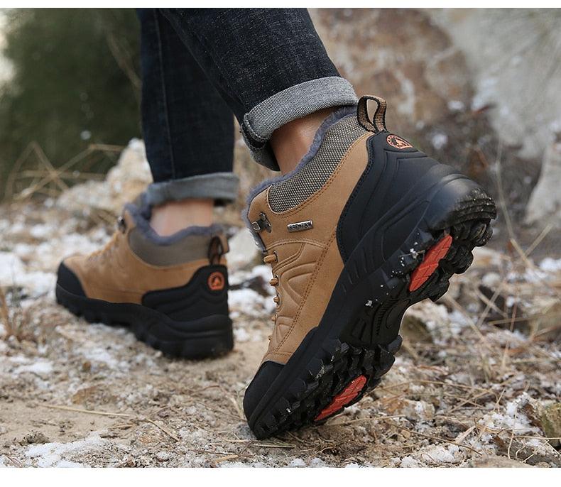 Winter Snow Boots Waterproof Leather Sneakers Super Warm Men's Boots Outdoor Hiking Boots Warm Fur Line Hiking Boot Outdoor Walking Shoes Casual Leather Booties For Men