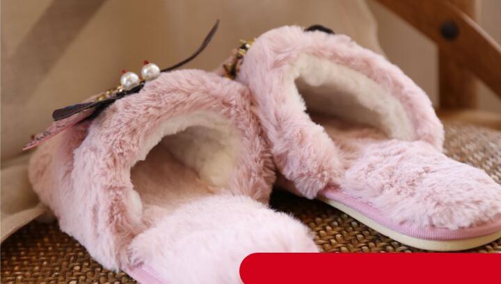 Winter Woman Warm Home Slippers Women Diamond Flip Flops Fur Slides Anti-slip Indoor Slippers Slip On Bedroom Shoes Memory Foam Wool Lining Indoor Ourdoor Non Skid Slippers