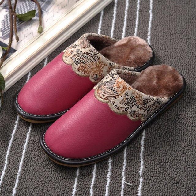 Winter Women Slippers Leather Home House Indoor Non-Slip Thermal Shoes Men Warm Furry Slippers Winter House Slippers Comfy Warm Indoor Outdoor Memory Foam Non Slip Home Bedroom Shoes