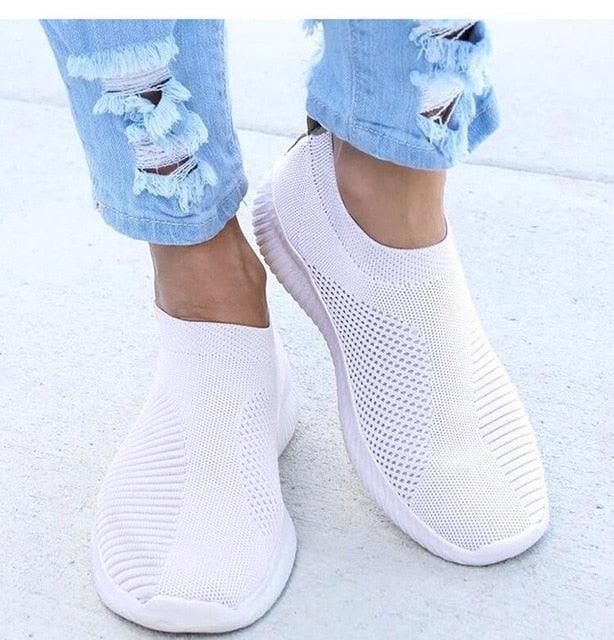 Woman Fashion New PU Leather Shoes Breathable Cute Heart Flats Casual White Sneakers Platform Tenis Comfortable Shoes Leather Womens Sneakers