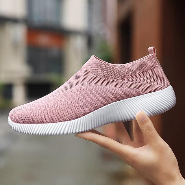 Woman Fashion New PU Leather Shoes Breathable Cute Heart Flats Casual White Sneakers Platform Tenis Comfortable Shoes Leather Womens Sneakers