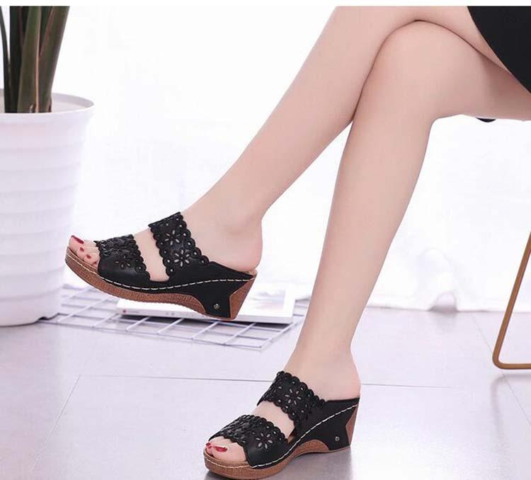 Woman Sandals For Beach Slip On Fashion Sandals Women Thick Bottom Footwear Flat Sandals Soft Leather Vintage Summer Casual Non-Slip Beach Platform Shoes Sandals