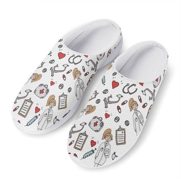 Women Beach Home Slippers Fashion Nurse Shoes Medical Doctor Sandals Summer Mesh Flats Sandals Lightweight Garden Clogs Quick-Drying Non-Slip Nurse Shoes For Women Home House Waterproof Slippers